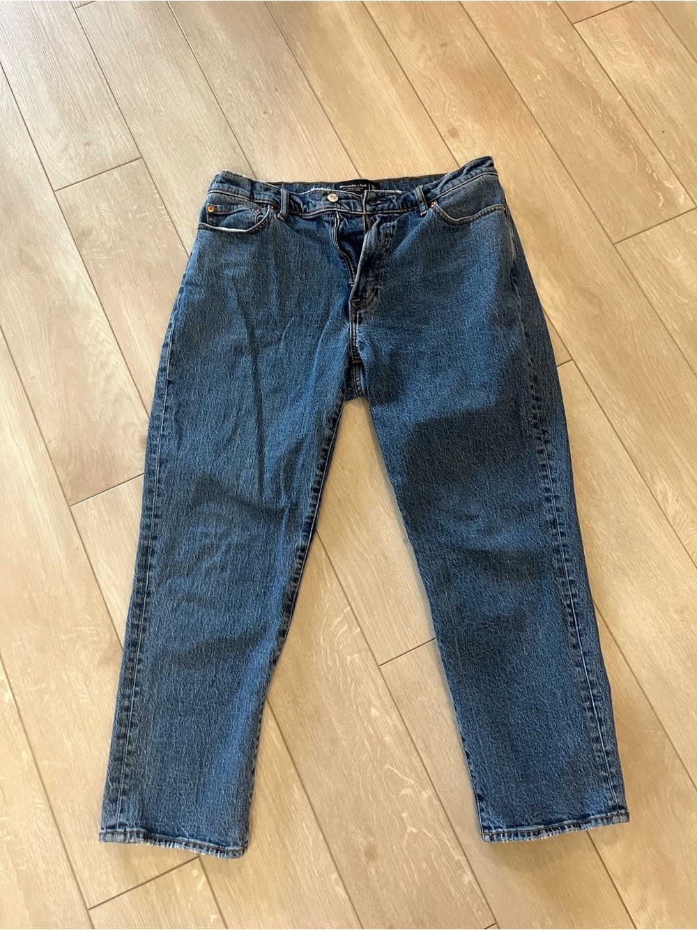 Abercrombie & Fitch Men's Blue Straight-Leg Jeans